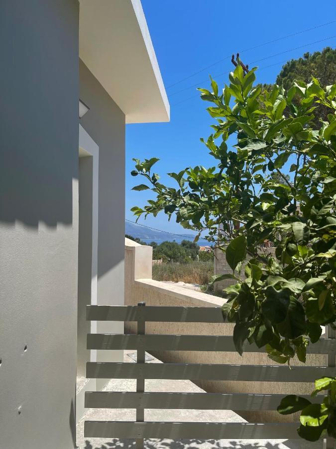 Vila House Adelais Klísmata Exteriér fotografie